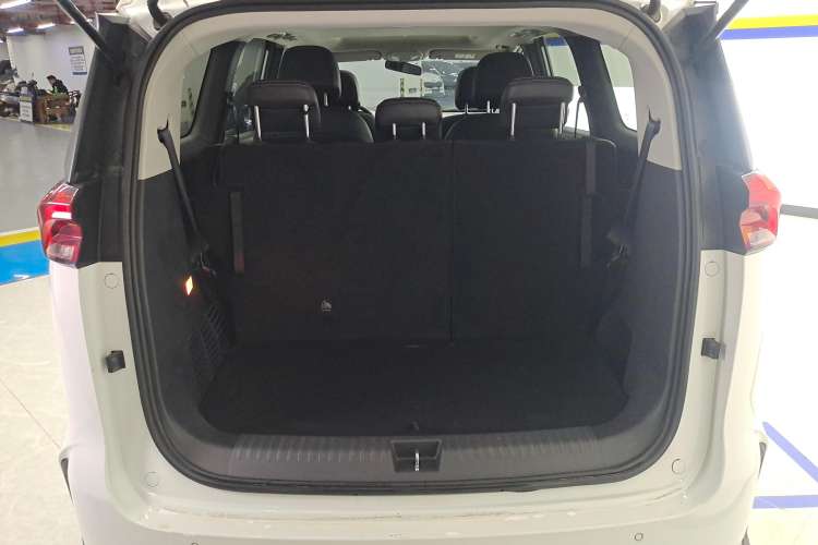 Used SAIC MAXUS G50 2020 1.5T Automatic Elite Edition Trunk