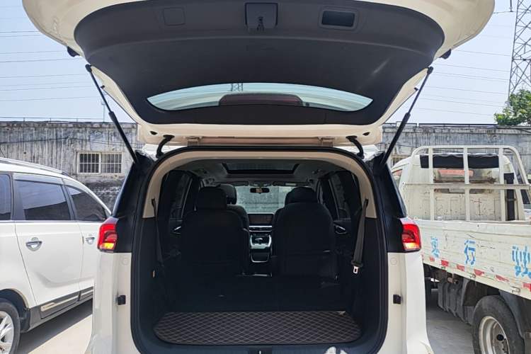 Used SAIC MAXUS G50 2020 1.5T Automatic Luxury Edition Trunk