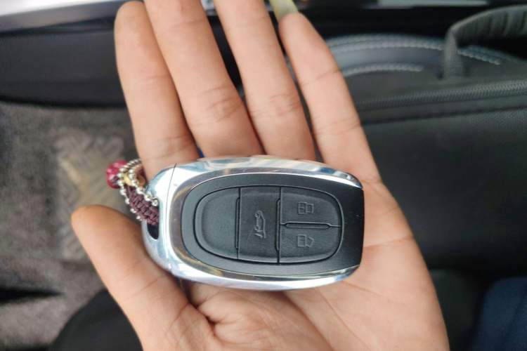 Used SAIC MAXUS G50 2020 1.5T Automatic Elite Edition Vehicle Key