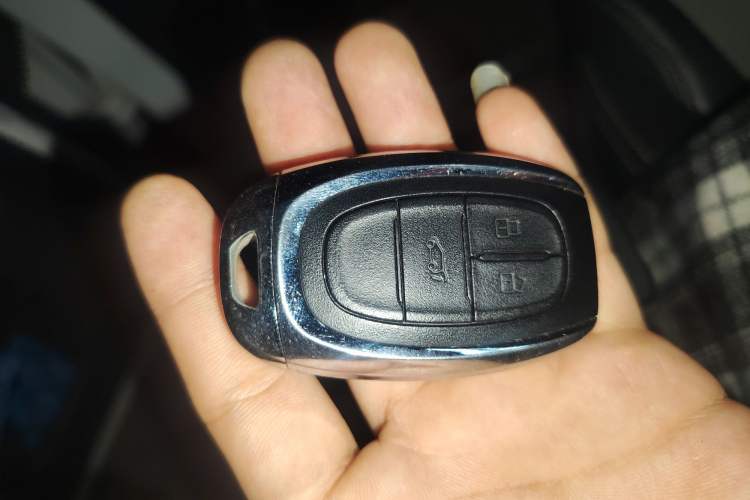 Used SAIC MAXUS G50 2020 1.5T Automatic Luxury Edition Vehicle Key