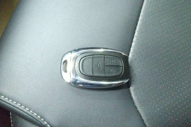 Used SAIC MAXUS G50 2020 1.5T Automatic Luxury Edition Vehicle Key