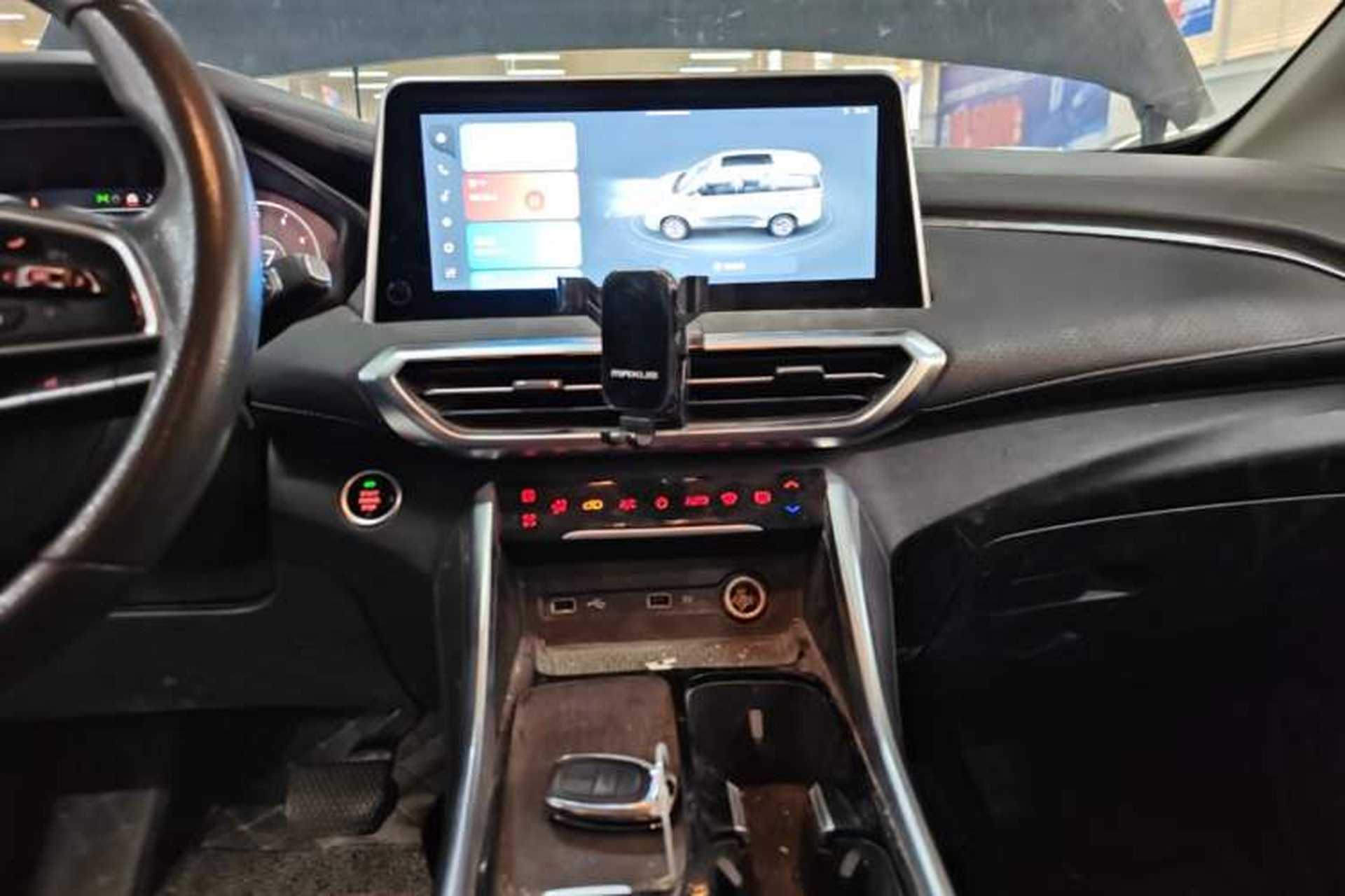 Used SAIC MAXUS G50 2021 PLUS 1.5T Automatic Navigation Version Audio And AC Panel