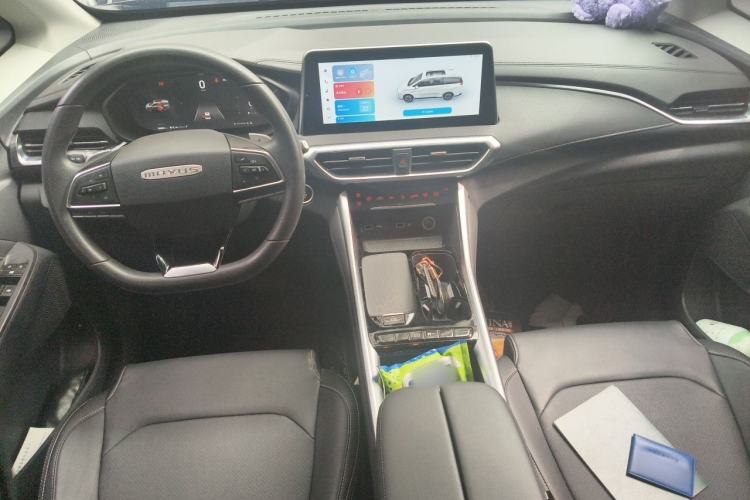 Used SAIC MAXUS G50 2021 PLUS 1.5T Automatic Navigation Version Center Console