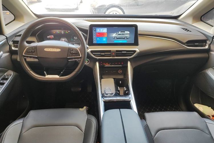 Used SAIC MAXUS G50 2021 PLUS 1.5T Automatic Navigation Version Center Console