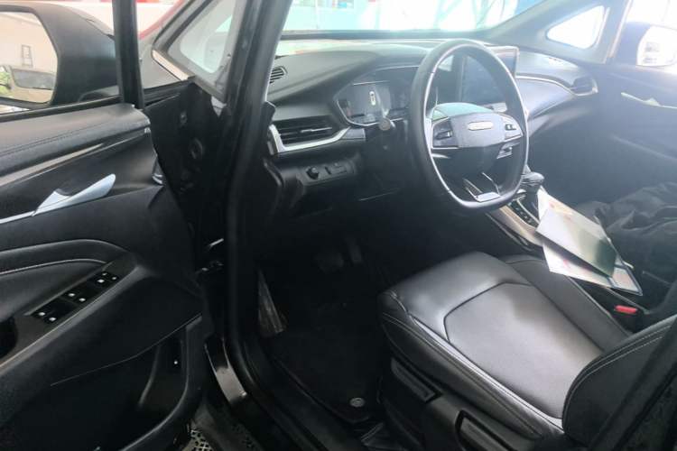 Used SAIC MAXUS G50 2021 1.5T Automatic Comfort Touring B Driver Seat