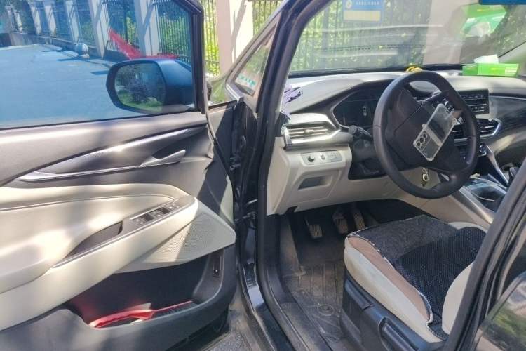 Used SAIC MAXUS G50 2021 1.5T Manual Comfort A Driver Seat
