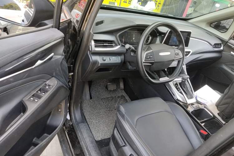 Used SAIC MAXUS G50 2021 1.5T Automatic Comfort Touring B Driver Seat