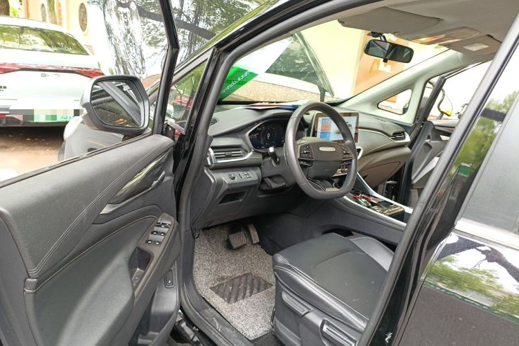 Used SAIC MAXUS G50 2021 PLUS 1.5T Automatic Navigation Version Driver Seat
