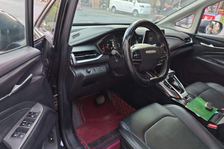 Used SAIC MAXUS G50 2021 1.5T Automatic Comfort Touring B Driver Seat