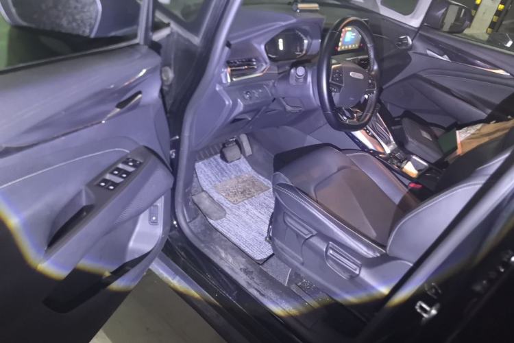 Used SAIC MAXUS G50 2021 1.5T Automatic Comfort Touring B Driver Seat