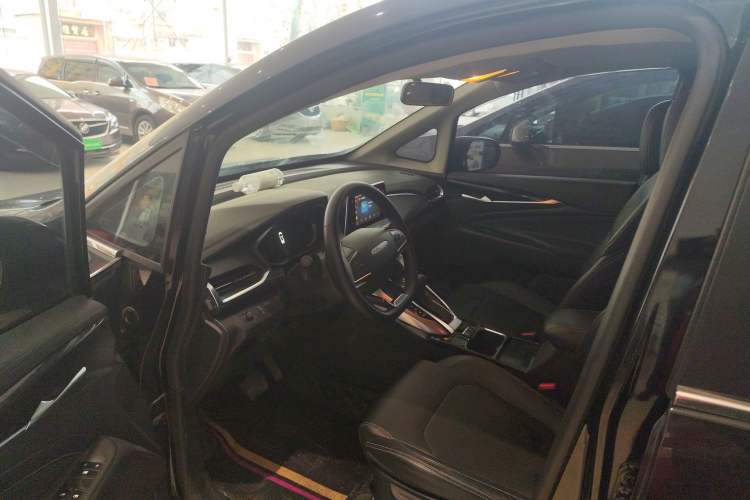 Used SAIC MAXUS G50 2021 1.5T Automatic Comfort Touring B Driver Seat
