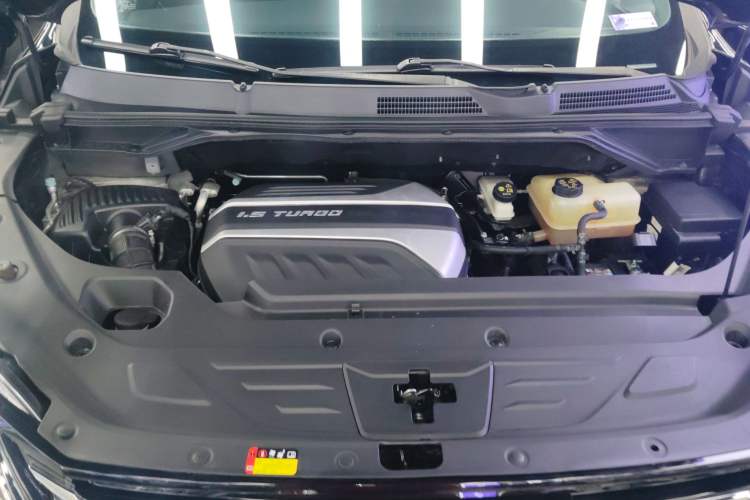 Used SAIC MAXUS G50 2021 1.5T Automatic Comfort Touring B Engine Bay