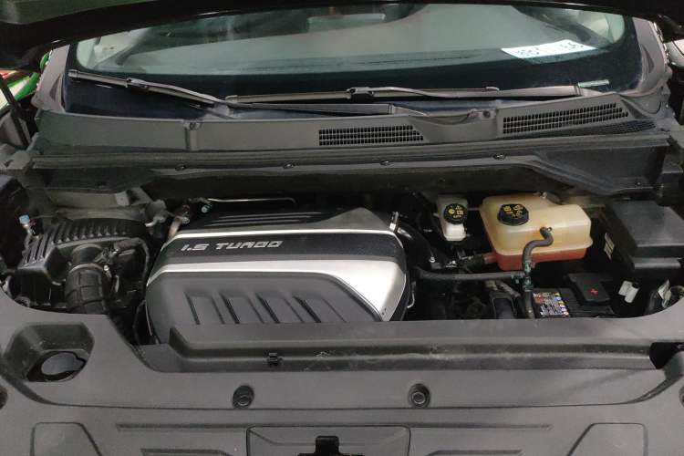 Used SAIC MAXUS G50 2021 1.5T Automatic Comfort Touring B Engine Bay