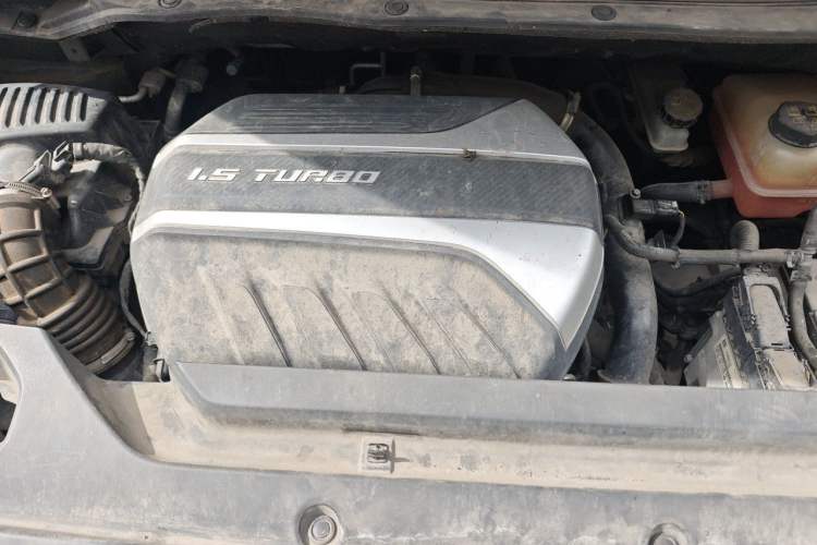 Used SAIC MAXUS G50 2021 1.5T Manual Comfort A Engine Bay