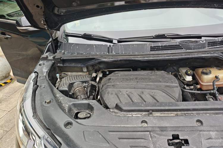 Used SAIC MAXUS G50 2021 PLUS 1.5T Automatic Cruise Version Engine Bay Right