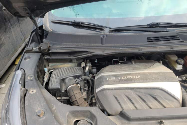 Used SAIC MAXUS G50 2021 1.5T Automatic Comfort Touring B Engine Bay Right