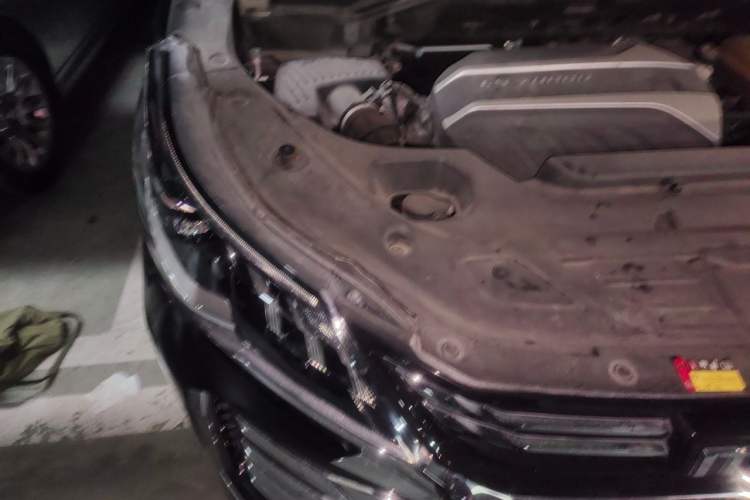 Used SAIC MAXUS G50 2021 PLUS 1.5T Automatic Escort Edition Engine Bay Right