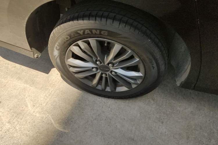 Used SAIC MAXUS G50 2021 1.5T Automatic Comfort Touring B Exterior 5