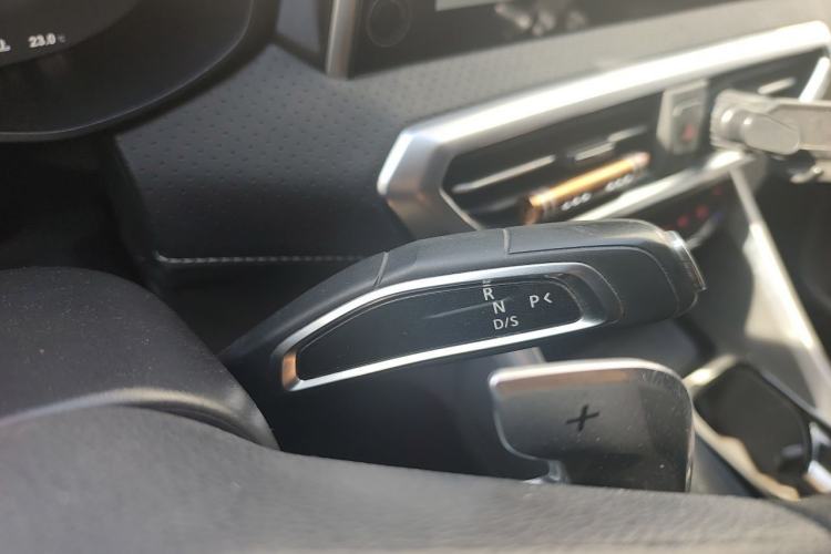 Used SAIC MAXUS G50 2021 PLUS 1.5T Automatic Escort Edition Gear Lever