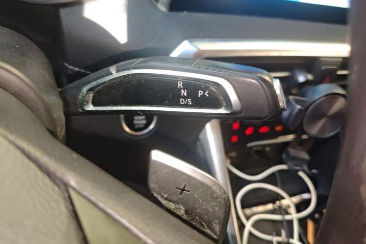 Used SAIC MAXUS G50 2021 PLUS 1.5T Automatic Navigation Version Gear Lever