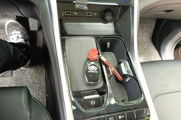 Used SAIC MAXUS G50 2021 PLUS 1.5T Automatic Navigation Version Gear Lever