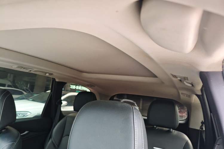 Used SAIC MAXUS G50 2021 PLUS 1.5T Automatic Cruise Version Headliner