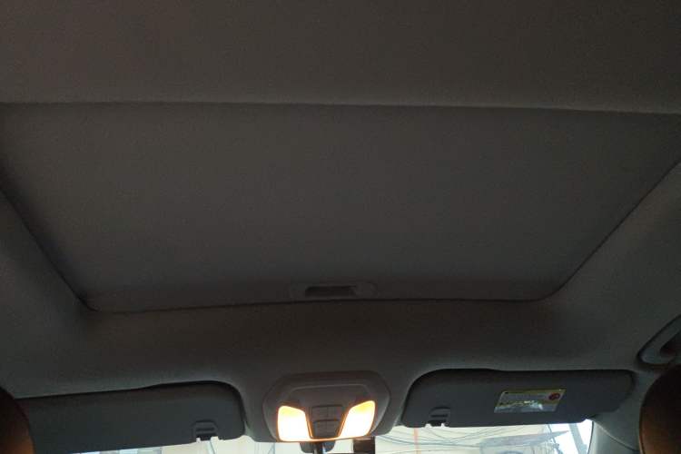 Used SAIC MAXUS G50 2021 1.5T Automatic Comfort Touring B Headliner