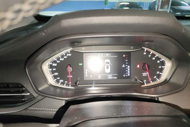 Used SAIC MAXUS G50 2021 1.5T Automatic Comfort Touring B Instrument Cluster