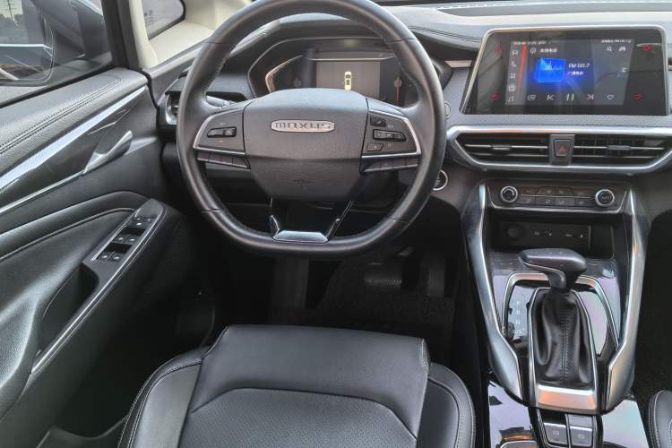 Used SAIC MAXUS G50 2021 1.5T Automatic Comfort Touring B Interior 2