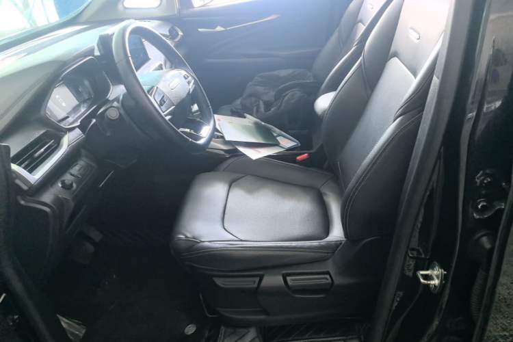 Used SAIC MAXUS G50 2021 1.5T Automatic Comfort Touring B Left Front Seat