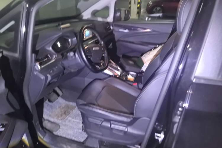 Used SAIC MAXUS G50 2021 1.5T Automatic Comfort Touring B Left Front Seat
