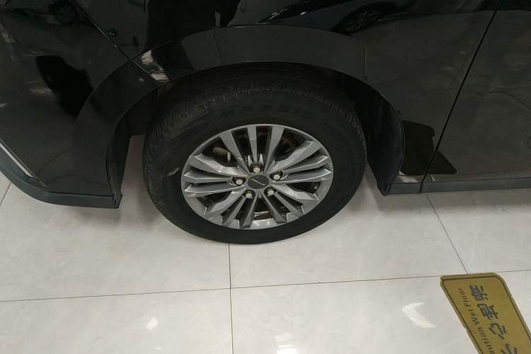 Used SAIC MAXUS G50 2021 1.5T Automatic Comfort Touring B Left Front Wheel Hub