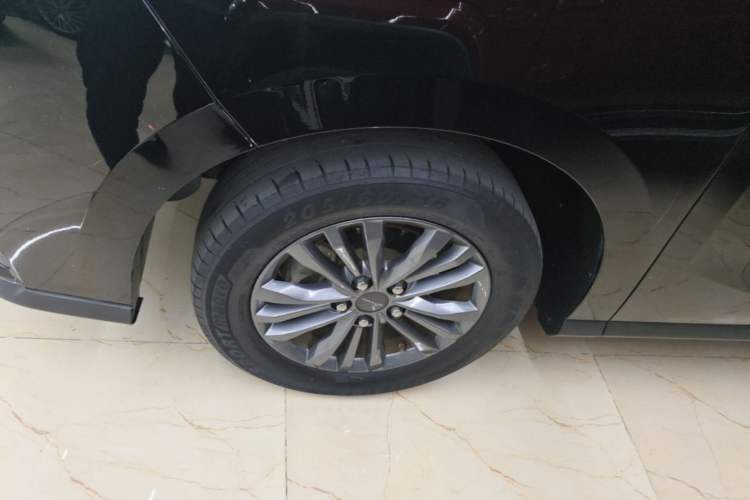 Used SAIC MAXUS G50 2021 1.5T Automatic Chanyou A Left Front Wheel Hub