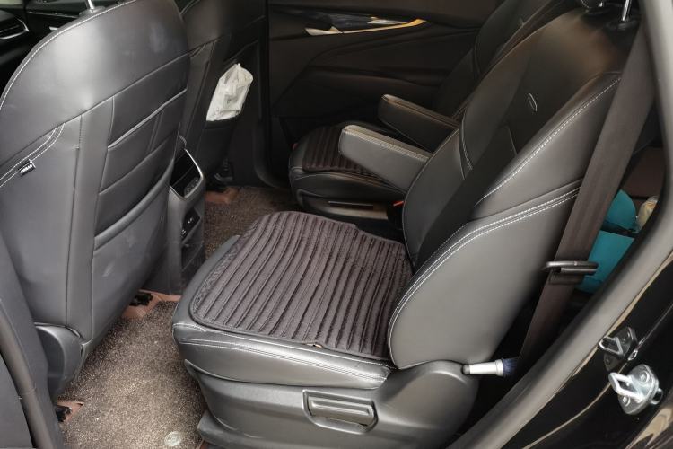 Used SAIC MAXUS G50 2021 1.5T Automatic Comfort Touring B Left Rear Seat