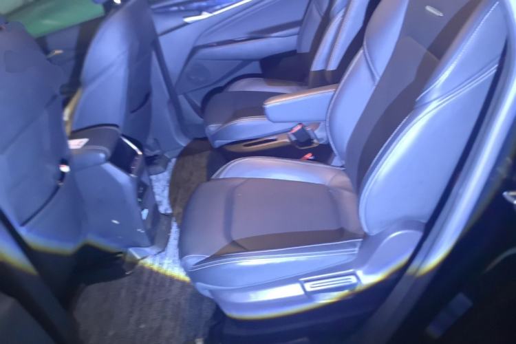 Used SAIC MAXUS G50 2021 1.5T Automatic Comfort Touring B Left Rear Seat