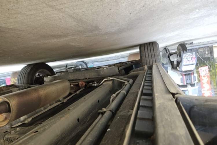 Used SAIC MAXUS G50 2021 1.5T Automatic Comfort Touring B Left Side Sill