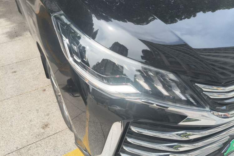Used SAIC MAXUS G50 2021 PLUS 1.5T Automatic Navigation Version Right Front Headlight