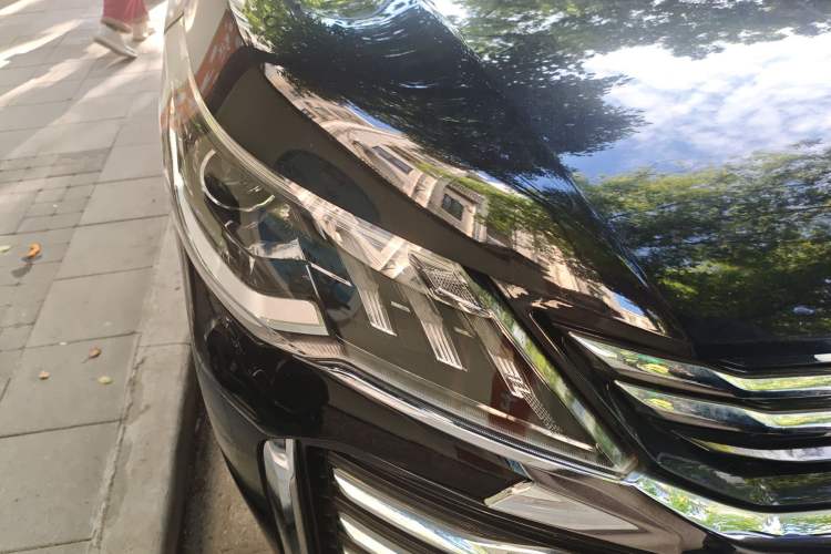 Used SAIC MAXUS G50 2021 PLUS 1.5T Automatic Navigation Version Right Front Headlight
