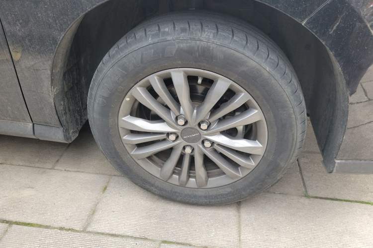 Used SAIC MAXUS G50 2021 1.5T Automatic Comfort Touring B Right Front Wheel Hub