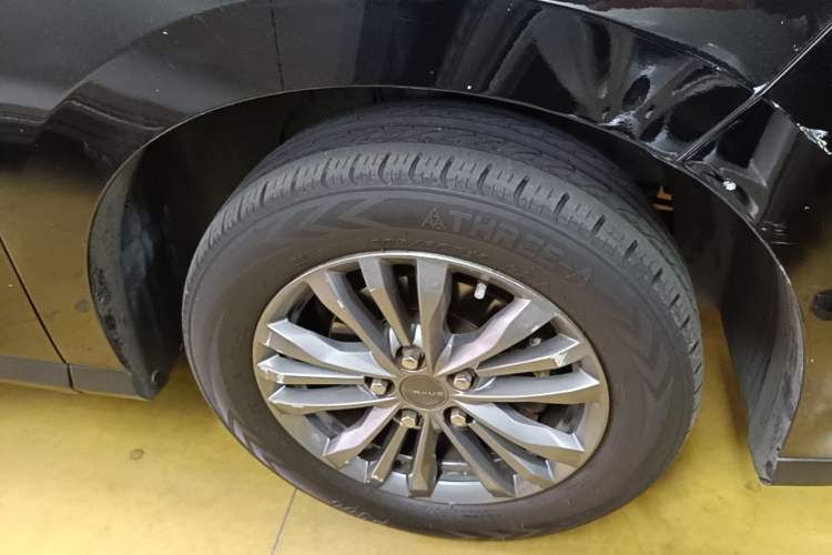 Used SAIC MAXUS G50 2021 PLUS 1.5T Automatic Navigation Version Right Front Wheel Hub