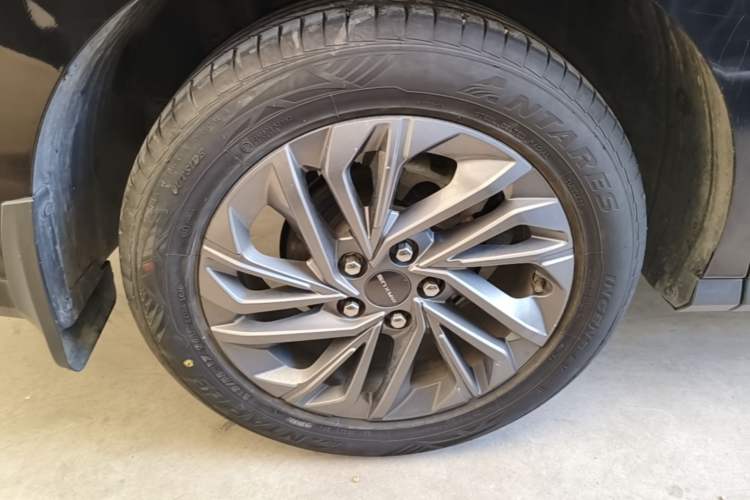 Used SAIC MAXUS G50 2021 PLUS 1.5T Automatic Cruise Version Right Rear Wheel Hub