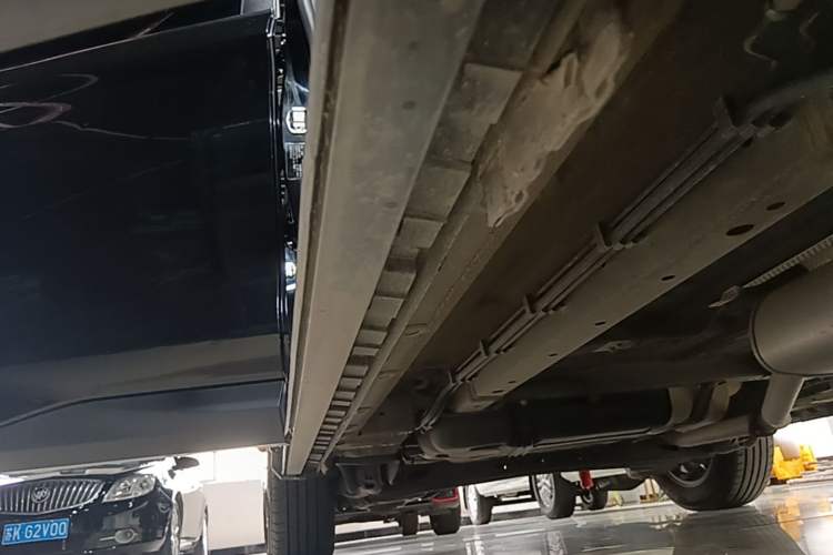 Used SAIC MAXUS G50 2021 PLUS 1.5T Automatic Navigation Version Right Side Sill
