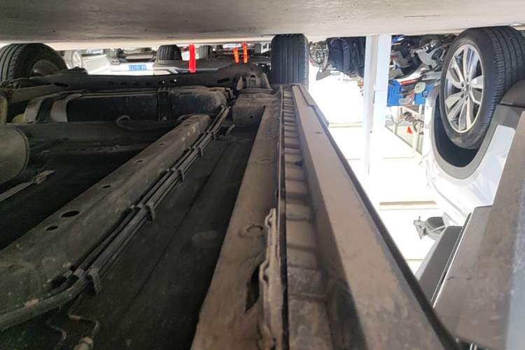 Used SAIC MAXUS G50 2021 PLUS 1.5T Automatic Navigation Version Right Side Sill