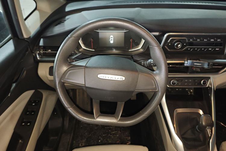 Used SAIC MAXUS G50 2021 1.5T Manual Comfort A Steering Wheel