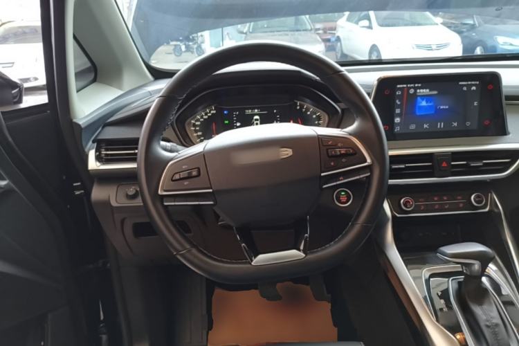 Used SAIC MAXUS G50 2021 1.5T Automatic Comfort Touring B Steering Wheel