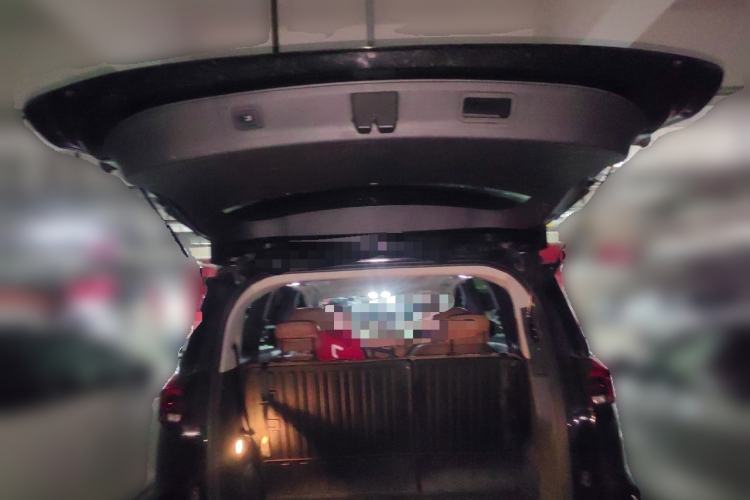 Used SAIC MAXUS G50 2021 PLUS 1.5T Automatic Escort Edition Trunk