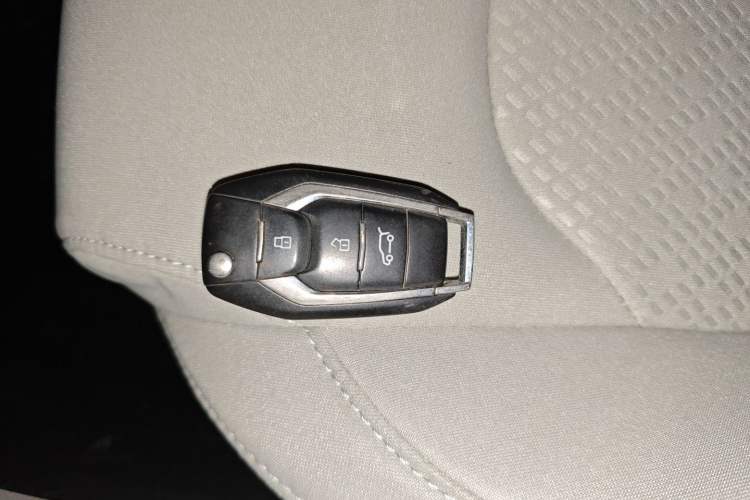 Used SAIC MAXUS G50 2021 1.5T Manual Comfort A Vehicle Key