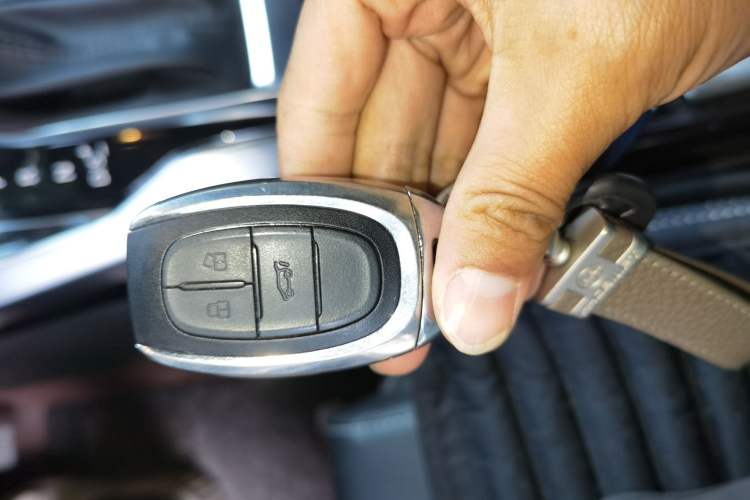 Used SAIC MAXUS G50 2021 1.5T Automatic Comfort Touring B Vehicle Key
