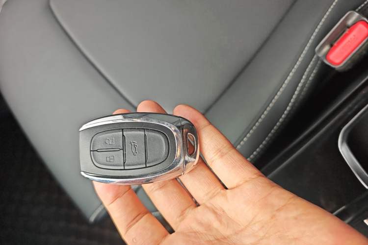 Used SAIC MAXUS G50 2021 1.5T Automatic Comfort Touring B Vehicle Key