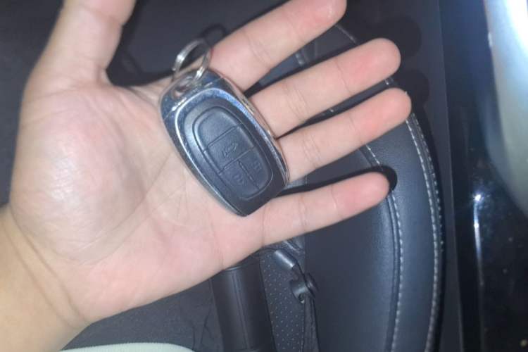 Used SAIC MAXUS G50 2021 1.5T Automatic Comfort Touring B Vehicle Key